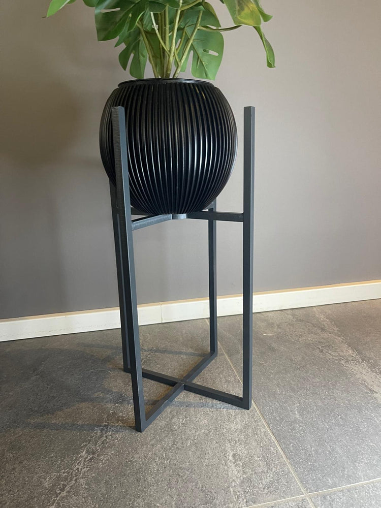 Quadratischer Metall-Pflanzenständer 40cm | Skandi Pflanzentisch